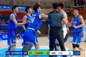 媒体人：错漏判是篮球的一部分 球场暴力不是 球员对规则缺乏敬畏